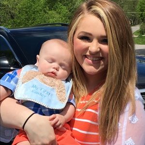 Meet your Posher, Hannah